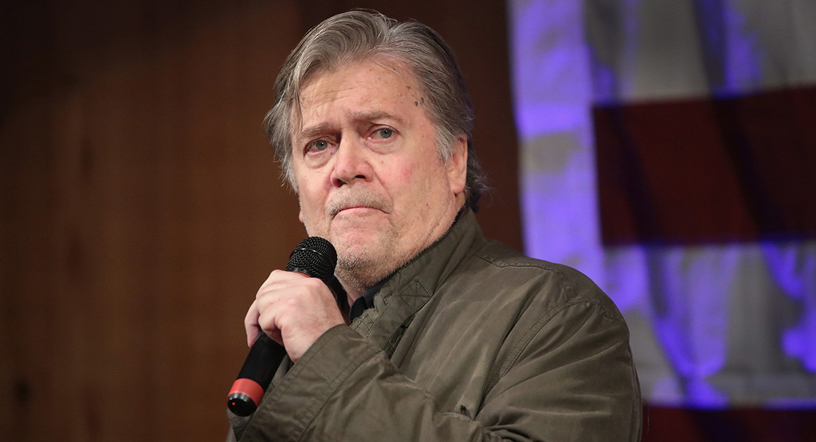 Conservative media stands by Trump over Bannon