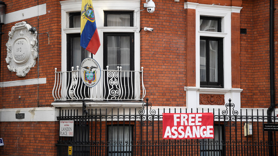 ‘White powdery substance’ delivered to Assange at Ecuadorian embassy